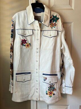 Double D Ranch White Floral Embroidered Jean Jacket